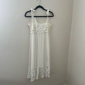 Conscious Collections Cream Beautiful Lace Dress Size XS